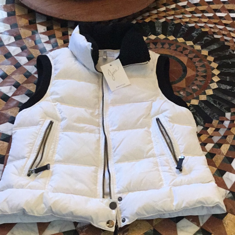 JOIE puffy vest with removable hood        NWT Amazing!